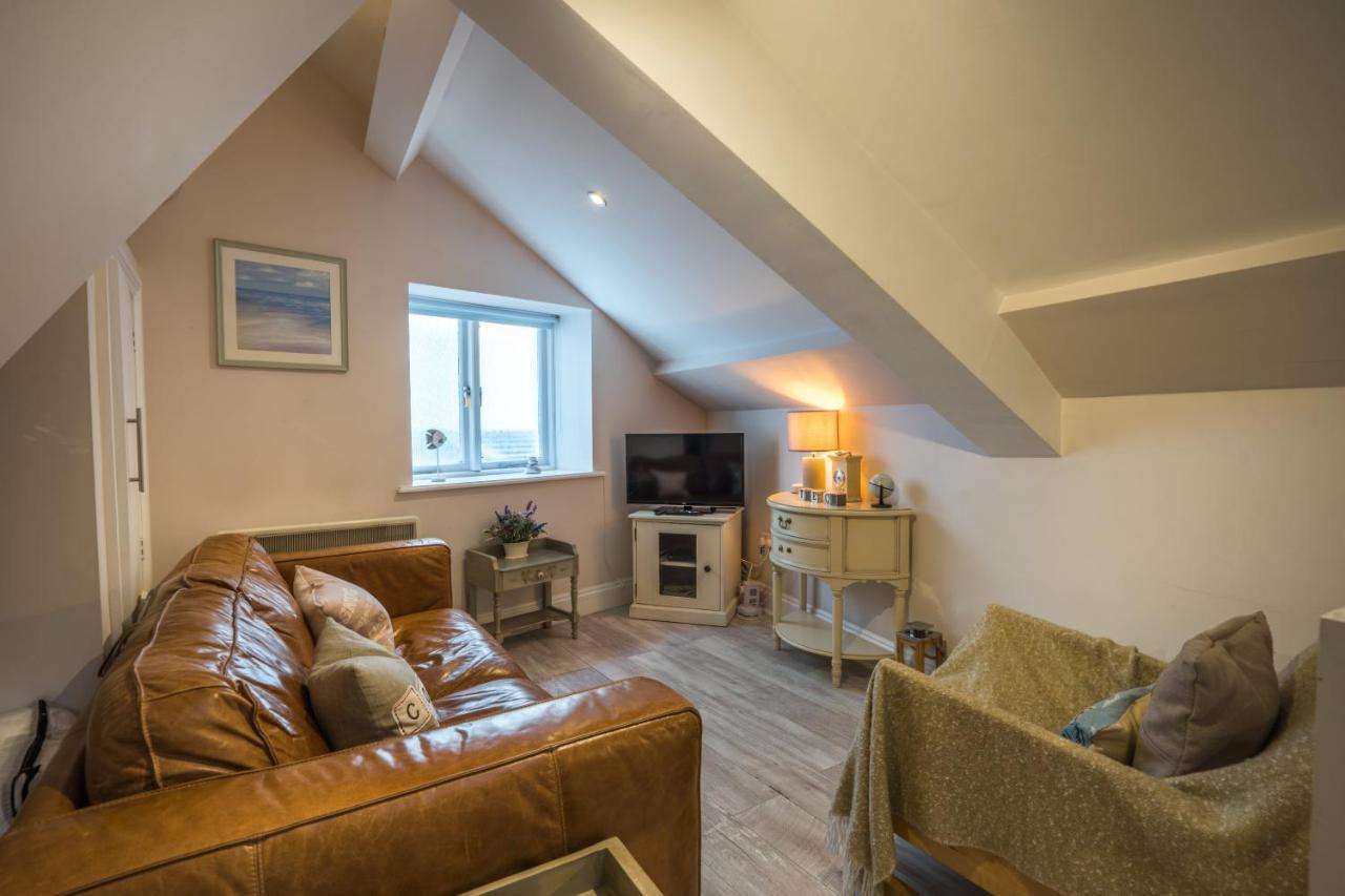Trinity Mews Apartment Torquay Bagian luar foto