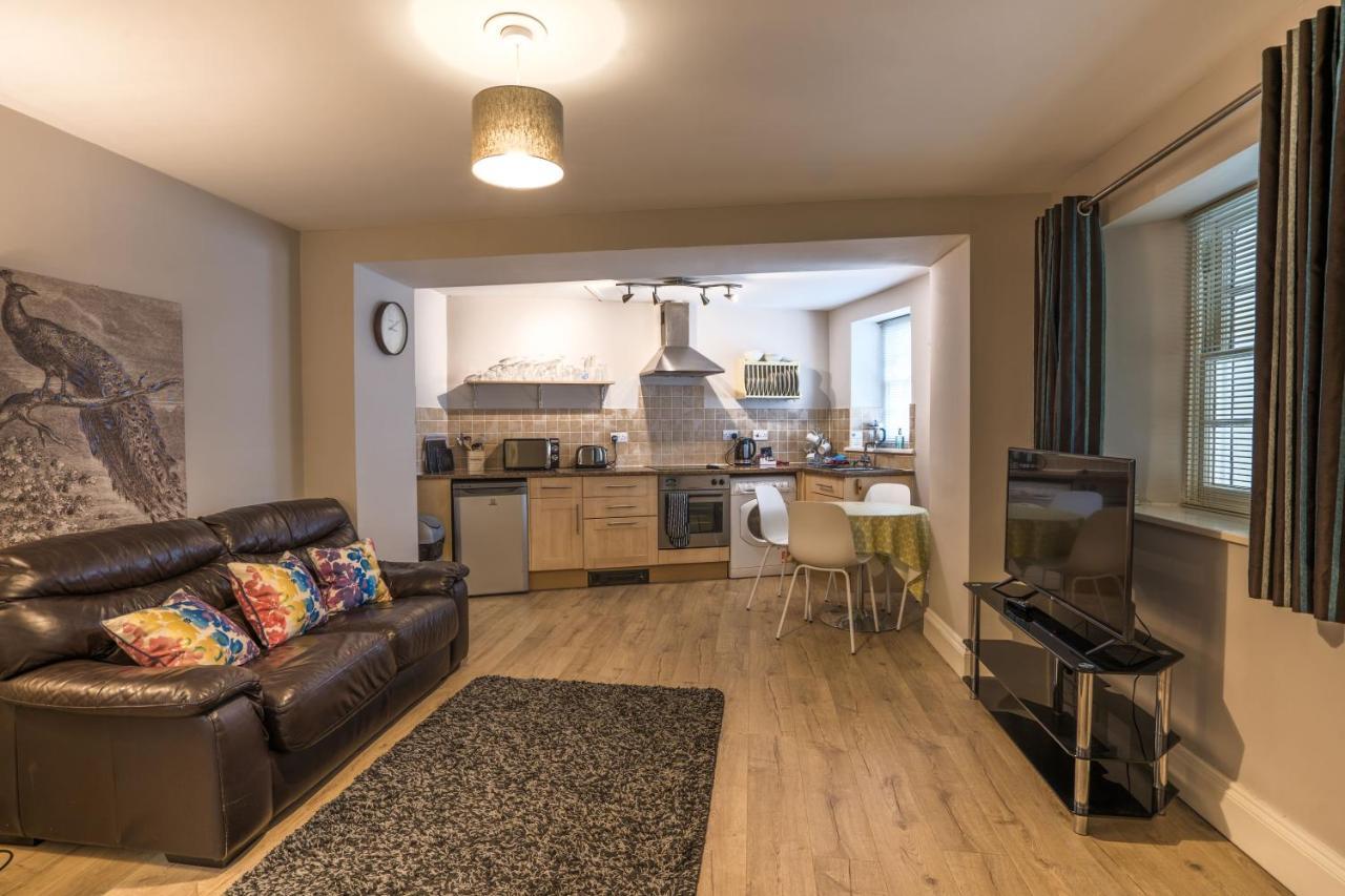 Trinity Mews Apartment Torquay Bagian luar foto