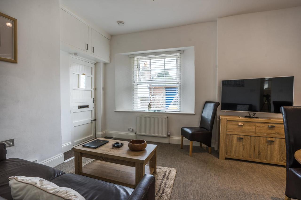 Trinity Mews Apartment Torquay Bagian luar foto