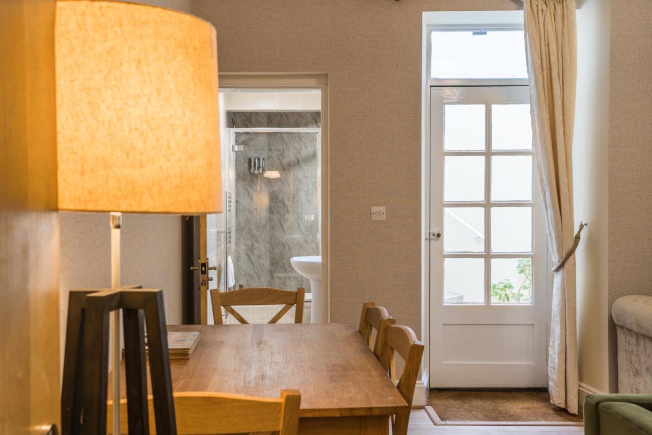 Trinity Mews Apartment Torquay Bagian luar foto