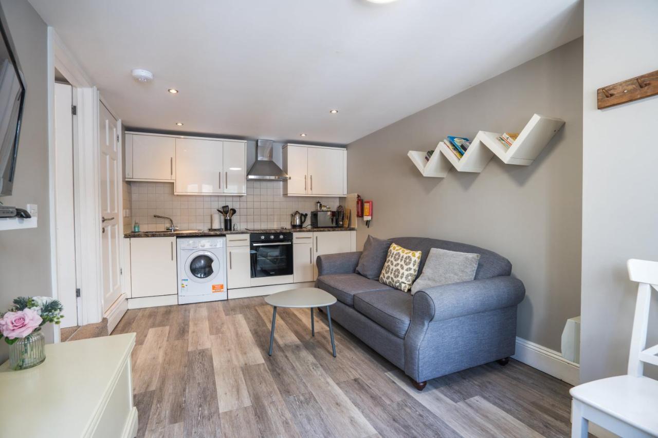 Trinity Mews Apartment Torquay Bagian luar foto