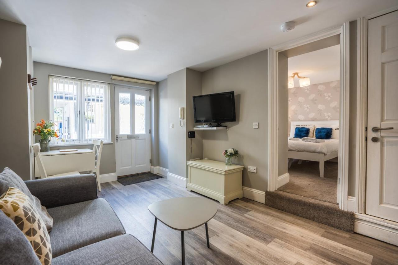 Trinity Mews Apartment Torquay Bagian luar foto