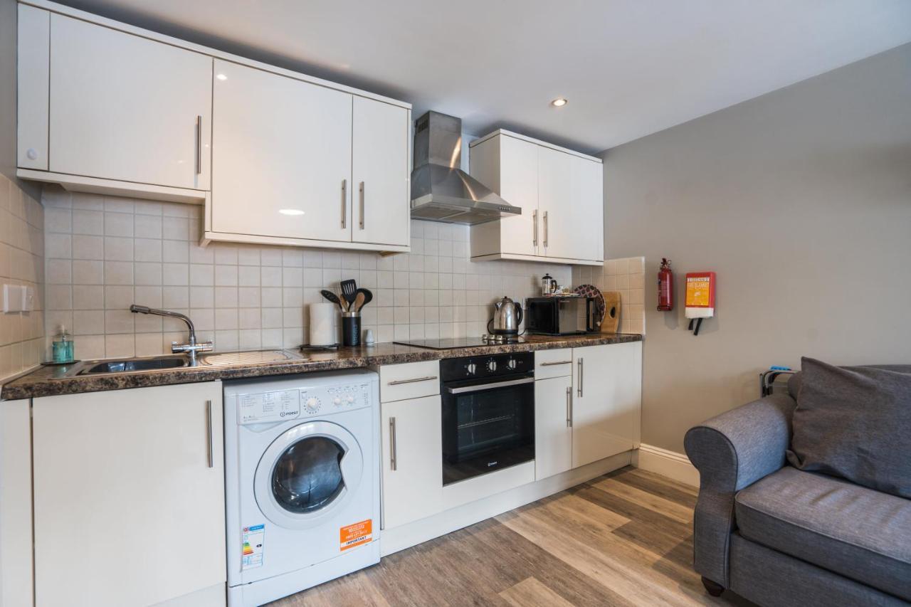 Trinity Mews Apartment Torquay Bagian luar foto
