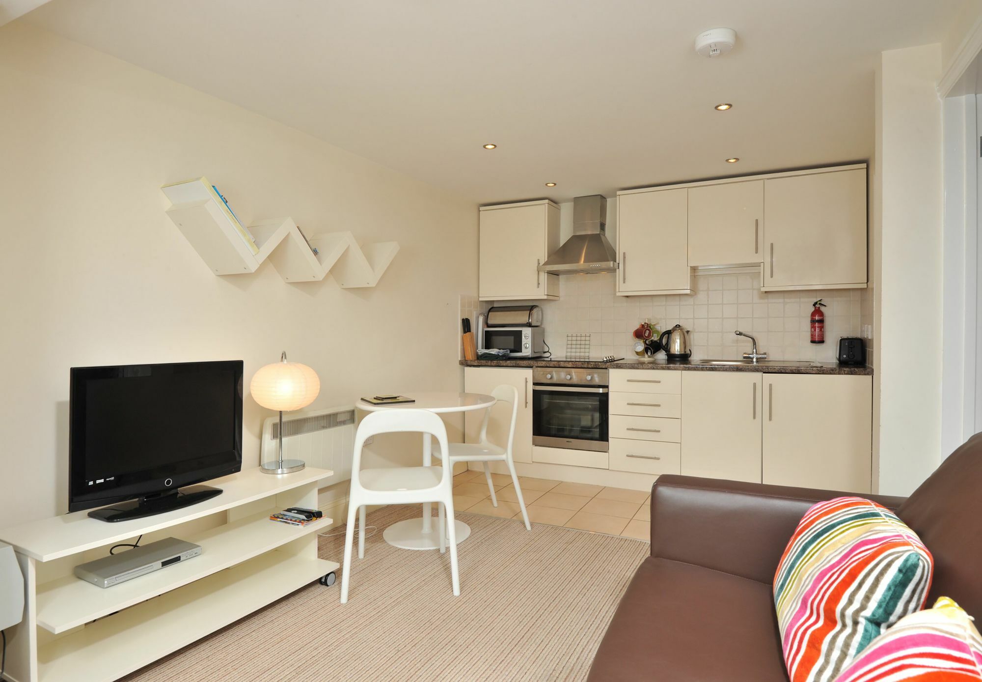 Trinity Mews Apartment Torquay Bagian luar foto